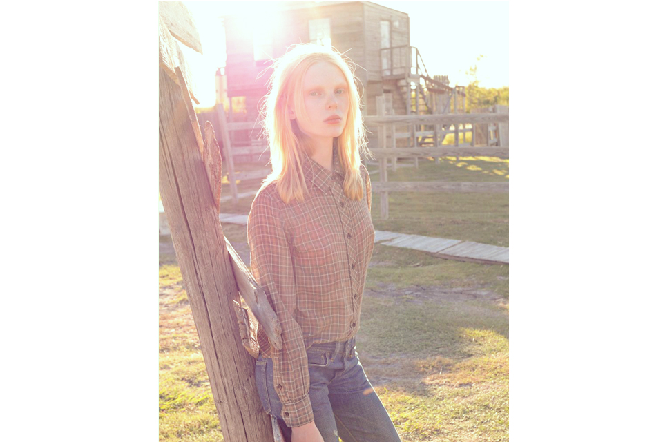 bleach online fashion photograph