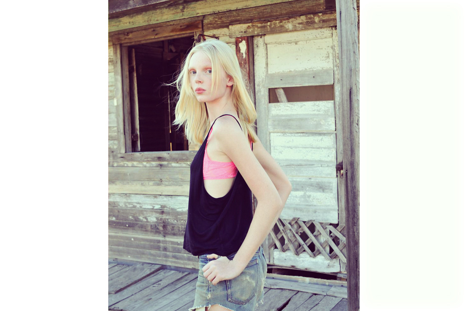 bleach online fashion photograph