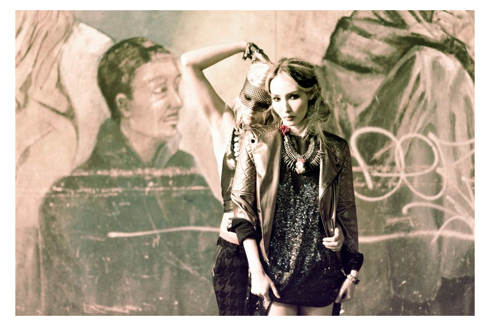 bleach online fashion photograph
