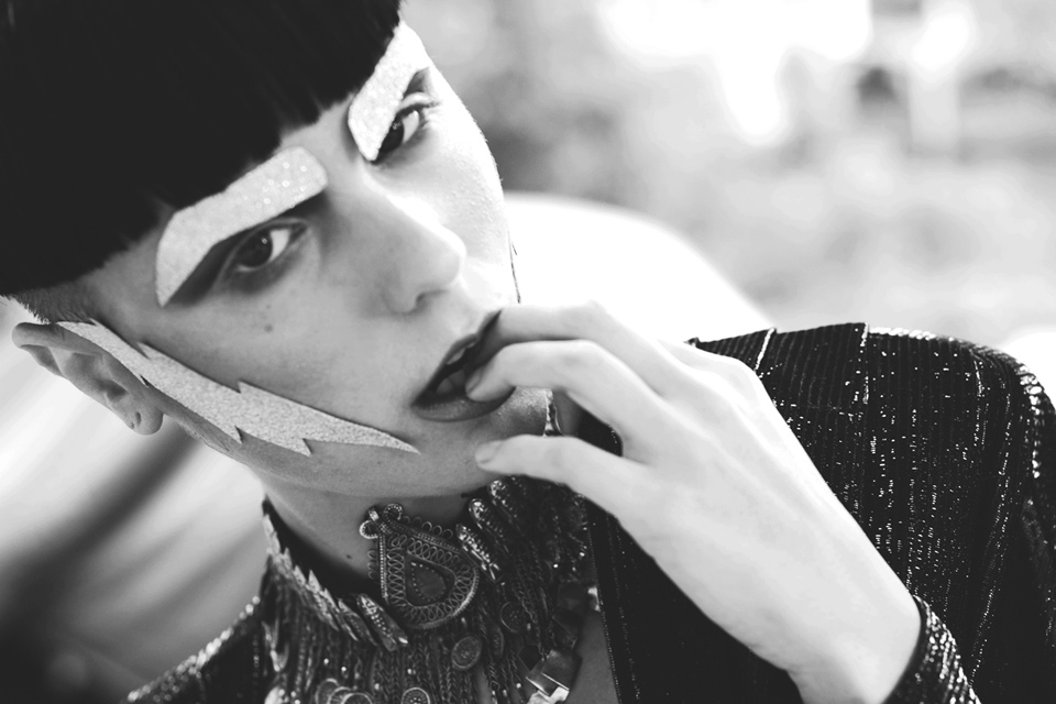 bleach online fashion photograph